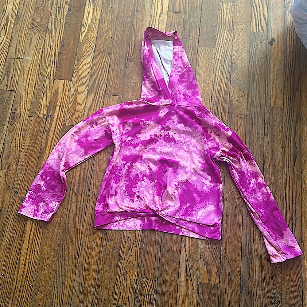A hoodie/long sleeve shirt size 7/8